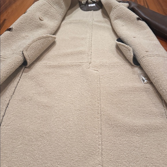 Song of Style Brown Faux Leather with Cream Interior - Picture 5 of 11